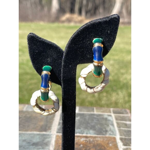 Vintage 1970's Gold Blue Green Enamel Metal Earrings Non Pierce Clip On Earrings - Picture 1 of 5
